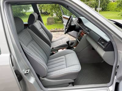 Mercedes-Benz 200E 1A ZUSTAND SAMMLERSTÜCK — slika 7
