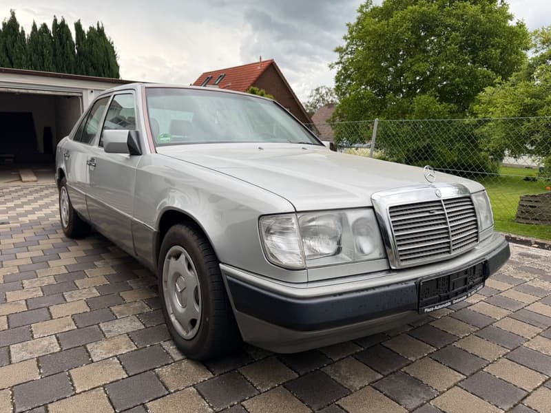 Mercedes-Benz 200E 1A ZUSTAND SAMMLERSTÜCK