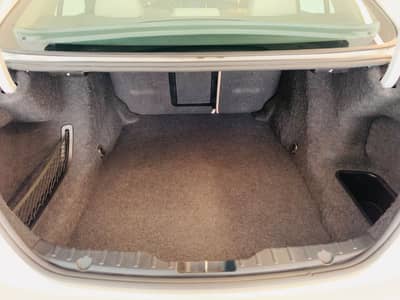 BMW 530 d Aut Lim°HEAD-UP°LEDER°SHZ°PDC°1.HAND° — slika 18