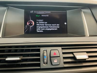 BMW 530 d Aut Lim°HEAD-UP°LEDER°SHZ°PDC°1.HAND° — slika 13