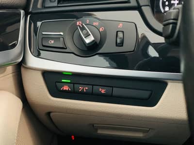 BMW 530 d Aut Lim°HEAD-UP°LEDER°SHZ°PDC°1.HAND° — slika 14