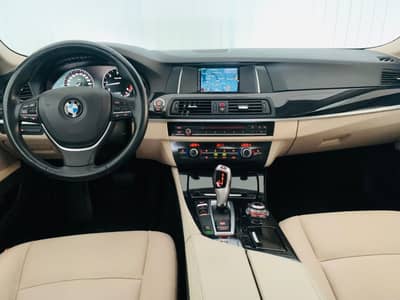 BMW 530 d Aut Lim°HEAD-UP°LEDER°SHZ°PDC°1.HAND° — slika 24