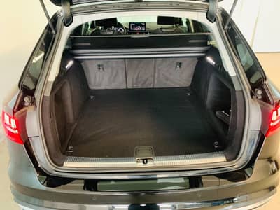 Audi A4 Avant 35 TDI S tronic°KAMERA°Massage°AHK°1.Hd — slika 7