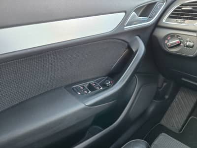 Audi Q3 2.0 TDI S-tronic quattro"S-line"Navi"T.Leder" — slika 17