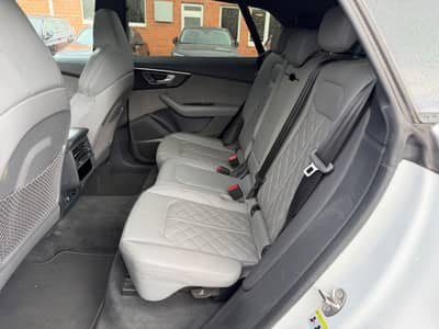 Audi SQ8 4.0 TDI quattro PANO S-SITZE MATRIX HUD AHK — slika 9