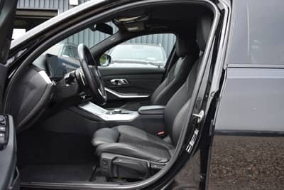BMW 330d Touring Facelift Panorama 1 Hand H&K — slika 9