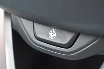BMW 330d Touring Facelift Panorama 1 Hand H&K — slika 16