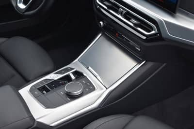 BMW 330d Touring Facelift Panorama 1 Hand H&K — slika 17