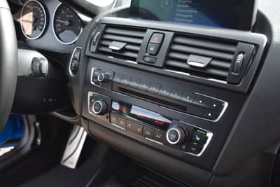 BMW M135 i xDrive H&K 19 Zoll Navi Prof — slika 14