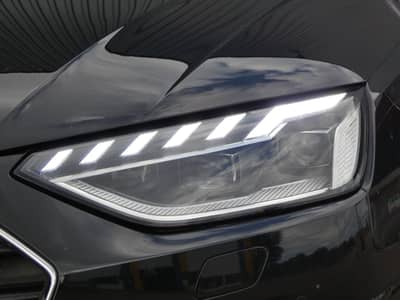 Audi A4 35 TDI S tronic Matrix Nav ACC Kamera HiFi 18 — slika 26