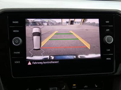 Volkswagen Passat Var. 2.0 TDI DSG LED Navi ACC Kamera AHK — slika 10