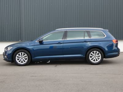 Volkswagen Passat Var. 2.0 TDI DSG LED Navi ACC Kamera AHK — slika 23