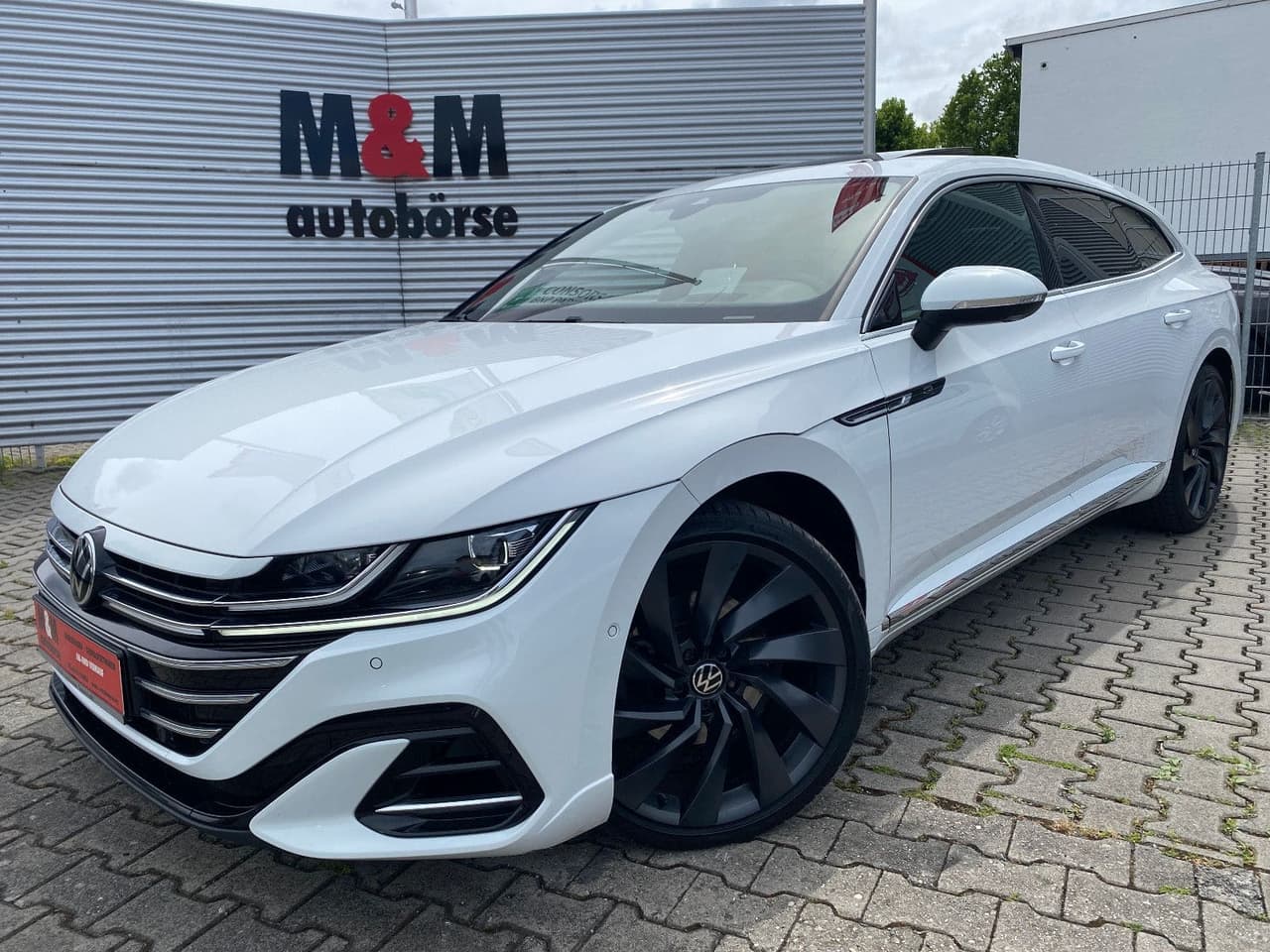 Volkswagen Arteon SB R-Line 4Motion ACC/Pano/HarmanKardon — slika 1