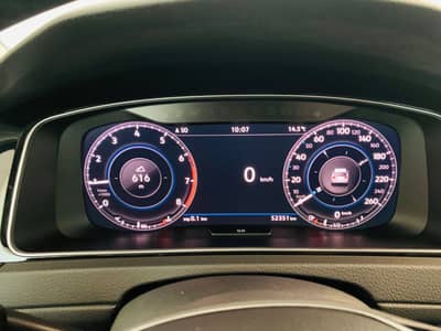 Volkswagen Golf VII Variant Join°PANO°DIGITAL°LED°SHZ° — slika 14