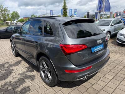 Audi Q5 3.0 TDI 180 kW quattro°3x S-LINE — slika 2