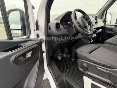 Mercedes-Benz Sprinter 2.0 CDI*MITTEL-HOCH*KAMERA*KLMA*NAVI*E6 — slika 18