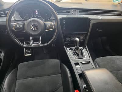 Volkswagen Arteon R-Line Sportpaket/Navi/Alcantara — slika 9