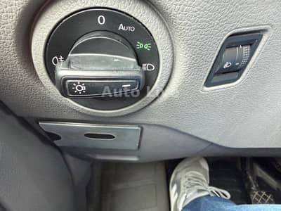 Volkswagen Crafter 35TDI*MITTEL-HOCH*KLIMA*TEMPOMAT*KAMERA! — slika 16