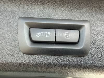 BMW 520d Tou*x Drive*M PAKET*VIRTU*LED*PANO*HEAD-UP — slika 33