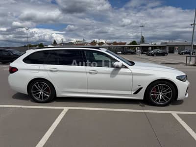 BMW 520d Tou*x Drive*M PAKET*VIRTU*LED*PANO*HEAD-UP — slika 6