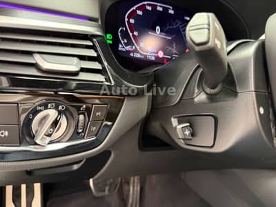 BMW 520d Tou*x Drive*M PAKET*VIRTU*LED*PANO*HEAD-UP — slika 64