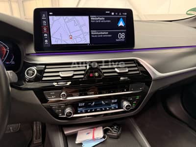 BMW 520d Tou*x Drive*M PAKET*VIRTU*LED*PANO*HEAD-UP — slika 59