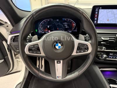 BMW 520d Tou*x Drive*M PAKET*VIRTU*LED*PANO*HEAD-UP — slika 51