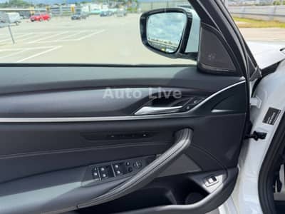 BMW 520d Tou*x Drive*M PAKET*VIRTU*LED*PANO*HEAD-UP — slika 21