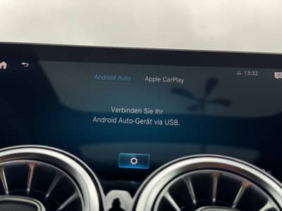 Mercedes-Benz GLB 35 AMG 4Matic*Pano*MBEAM*Night*360*Burm*Memo — slika 20