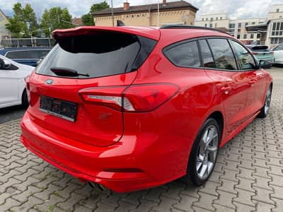Ford Focus Turnier ST ACC/B&O/RECARO/Assistenz/Kamera — slika 5