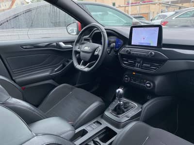 Ford Focus Turnier ST ACC/B&O/RECARO/Assistenz/Kamera — slika 14