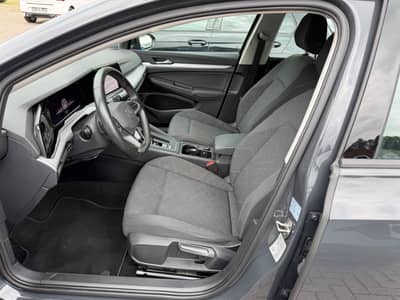 Volkswagen Golf VIII 2.0 TDI Life DSG — slika 5