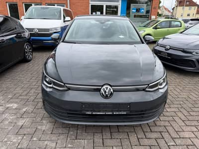 Volkswagen Golf VIII 2.0 TDI Life DSG — slika 3