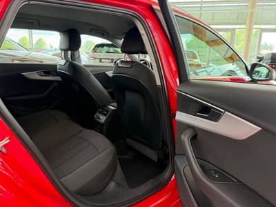 Audi A4 Avant 35 TDI design S line STANDHEIZUNG NAVI — slika 22