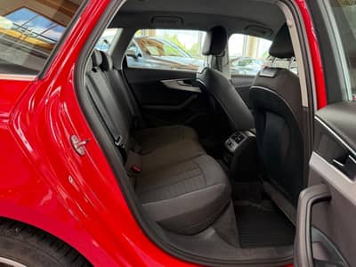 Audi A4 Avant 35 TDI design S line STANDHEIZUNG NAVI — slika 23