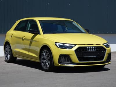 Audi A1 30 TFSI Advanced LED CarPlay SHZ Virtual 17" — slika 18