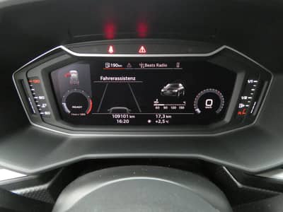 Audi A1 30 TFSI Advanced LED CarPlay SHZ Virtual 17" — slika 10