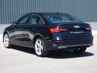 Audi A3 30 TDI Lim S tronic Advanced LED Navi ACC 18" — slika 25