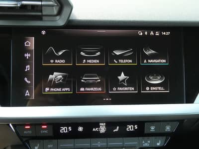 Audi A3 30 TDI Lim S tronic Advanced LED Navi ACC 18" — slika 11