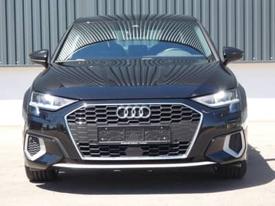 Audi A3 30 TDI Lim S tronic Advanced LED Navi ACC 18" — slika 23