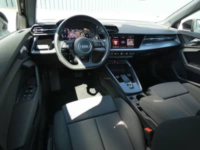 Audi A3 30 TDI Lim S tronic Advanced LED Navi ACC 18" — slika 3