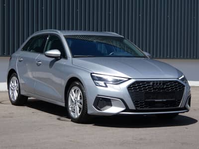 Audi A3 35 TDI S tronic LED Virtual Nav Sportsi Kamer — slika 19