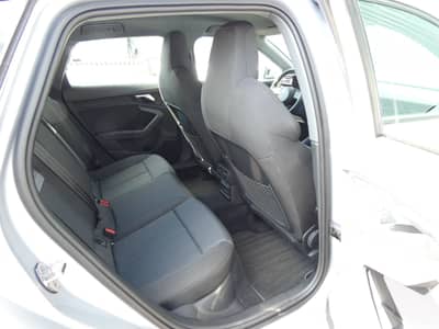 Audi A3 35 TDI S tronic LED Virtual Nav Sportsi Kamer — slika 7