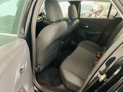 Opel Corsa F Elegance°LED°SHZ°KAM°NAVI°1.Hd° — slika 18