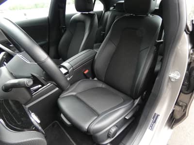 Mercedes-Benz CLA 180 Coupe Aut. LED Navi WIDESCREEN Teilleder — slika 7