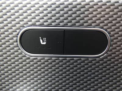 Mercedes-Benz CLA 180 Coupe Aut. LED Navi WIDESCREEN Teilleder — slika 19