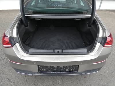 Mercedes-Benz CLA 180 Coupe Aut. LED Navi WIDESCREEN Teilleder — slika 20