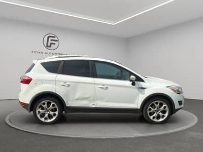 Ford Kuga Titanium Individual*Pano*Xenon*AHK*Navi*PDC — slika 6