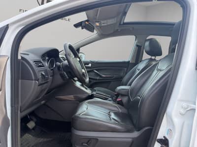 Ford Kuga Titanium Individual*Pano*Xenon*AHK*Navi*PDC — slika 10