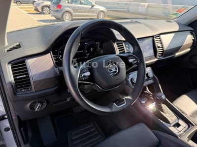 Skoda Kodiaq 2.0 TDI*7xSITZ*DSG*4M*VIRT*PANO*LED*AHK! — slika 21